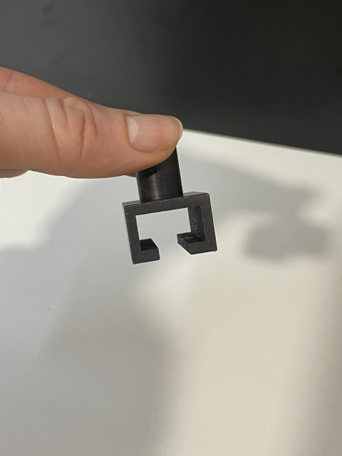Extended metal transition to KESO lifter or hammer slide