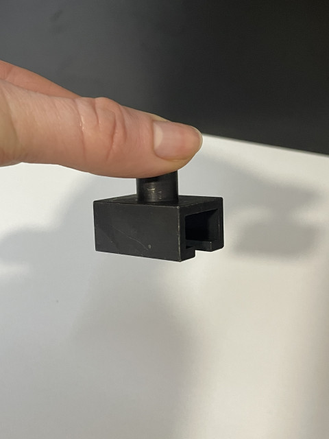 Extended metal transition to KESO lifter or hammer slide