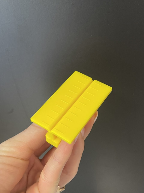 Adhesive strip, 60 x 35 mm, yellow