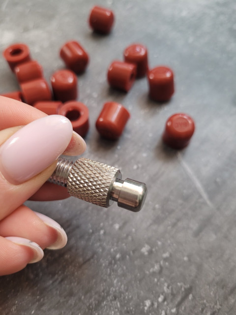 A set of tip flat surface metal M8 thread + 30 rubber nozzles