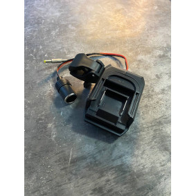 Adapter for Makita 18V with reduction to 12V with a crab