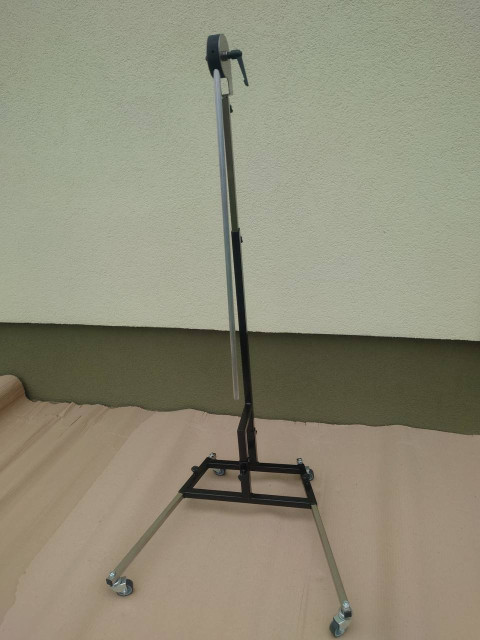 Tripod black met. 