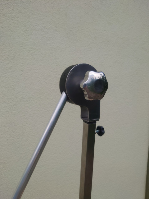 Tripod for PDR lamps